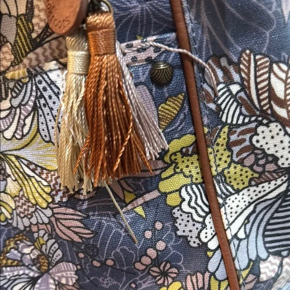 Sakroots Blue Floral Purse - Picture 5 of 6